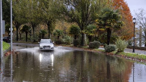 La avenida del Mar, el pasado viernes, una jornada de lluvias intensas en Ferrol.