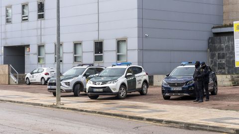 El Juzgado de Instruccin nmero 3 de Cceres ha decretado la prisin provisional comunicada y sin fianza para el alguacil detenido por la muerte de un vecino del municipio cacereo de Hinojal. 