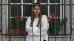 La compostelana Noelia M�guez, v�ctima de violencia machista a la que su expareja asest� ocho pu�aladas en el 2015, reclama que su agresor lleve pulsera telem�tica los quince d�as que saldr� de prisi�n por un permiso