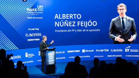 El presidente del PP, Alberto N��ez Feijoo, en su intervenci�n en un foro econ�mico en Madrid