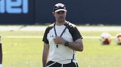 O adestrador do Celta Fortuna, Fredi �lvarez, no adestramento deste xoves.