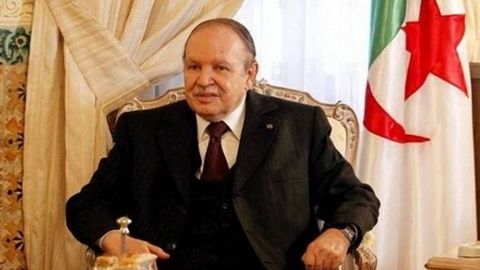 El todava presidente Abdelaziz Buteflika