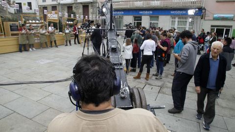 Numeroso p�blico asisti� � gravaci�n da competici�n, que se fixo ao aire libre en pleno centro de Monforte