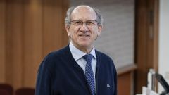 Javier Garc�a Alegr�a es el presidente de la Federaci�n de Asociaciones Cient�fico M�dicas Espa�olas.