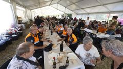 Domingo de xantar vecinal en Xavi�a, Camari�as: ��lbum de fotos!
