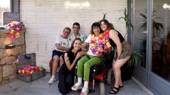 Trabadores y usuarios de la entidad celebraron la llegada de las vacaciones.
