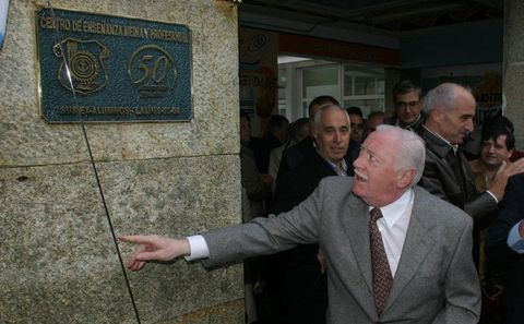 El profesor, en el 50 aniversario del Instituto Laboral en el 2004. 