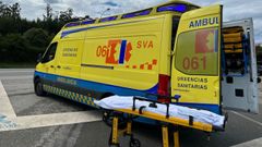 Imagen de archivo de una ambulancia prestando un servicio