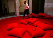 La pieza central es una instalaci�n sonora de Jacopo Miliani. 