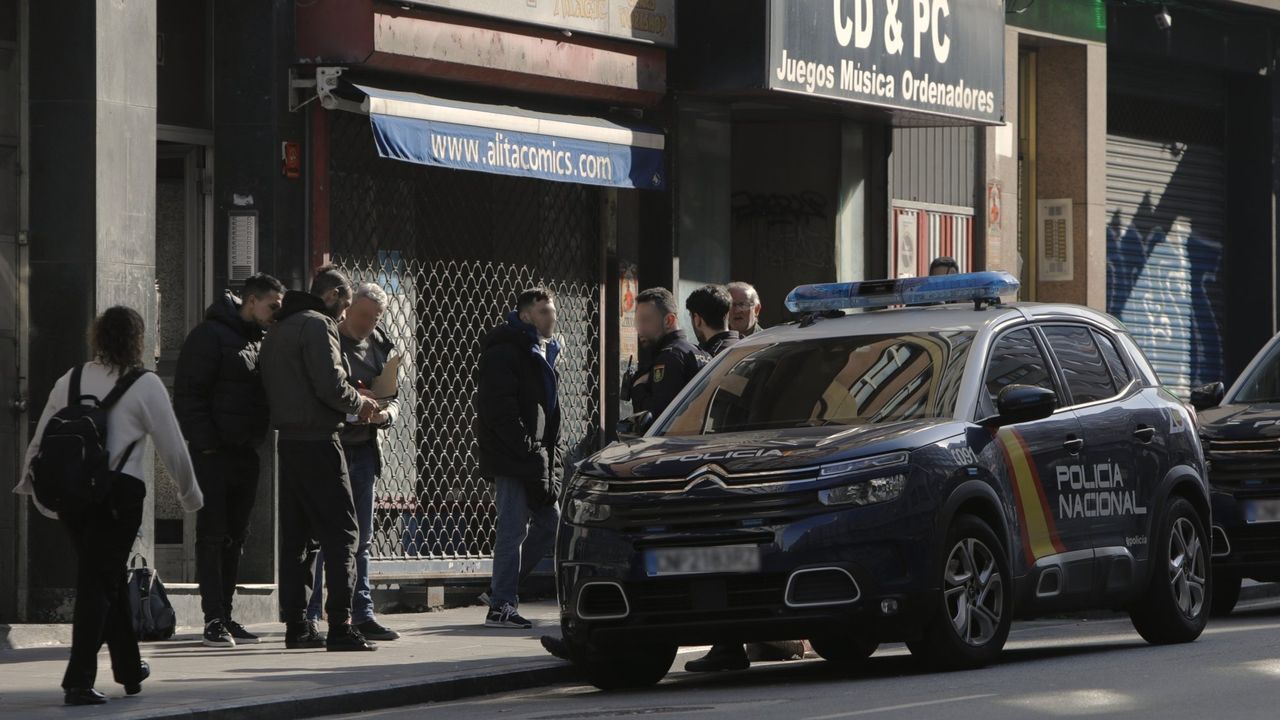 La jueza pone en libertad al hombre que apuñaló al portero de un karaoke en A Coruña