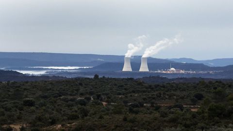 Central nuclear de Trillo, junto al r&iacute;o Tajo, en la provincia de Guadalajara.