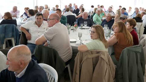 COMIDA DE LOS MAYORES EN PORTO DO SON 2025
