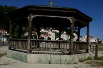 La instalaci�n de Camelle es la m�s antigua de la zona y lleva tiempo deteriorada, como se aprecia en uno de sus pilares.