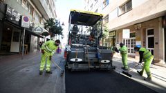Trabajos de reasfaltado de calles de Pontevedra enmarcados en el contrato de mantenimiento de espacios p�blicos urbanos