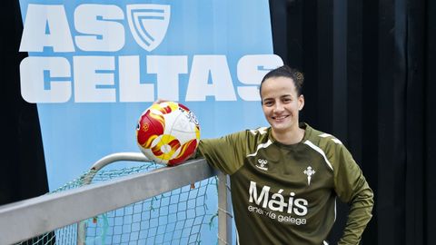 La defensa asturiana Pañu, de 26 años, en A Madroa, antes del entrenamiento de As Celtas de este miércoles.