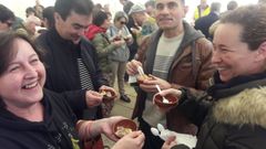 Asistentes a la �ltima edici�n de la Festa do Caldo de �sos celebrada hasta ahora, en febrero del 2020