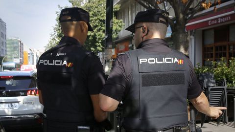 Imagen de archivo de una intervención de la Policía Nacional en A Coruña