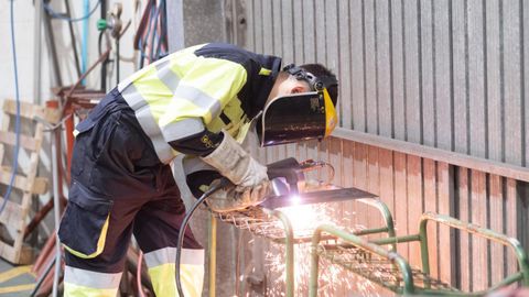 El CEIP Ferrolterra ofertará una formación acelerada sobre Fabricación en tubaxes e construcción e carpintería metálicas