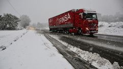 La N-540 en O Picato, en Lugo, est� casi intransitable