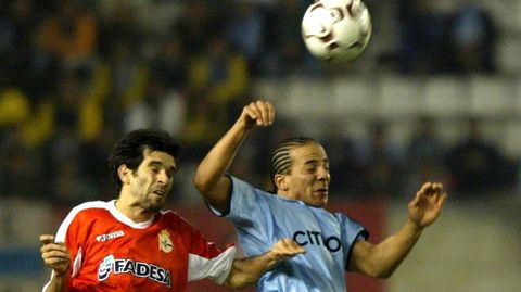 Valern salta con Luccin durante el 0-5.