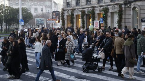 Cruce de la plaza de Mina, abarrotado durante este 13 de diciembre. 