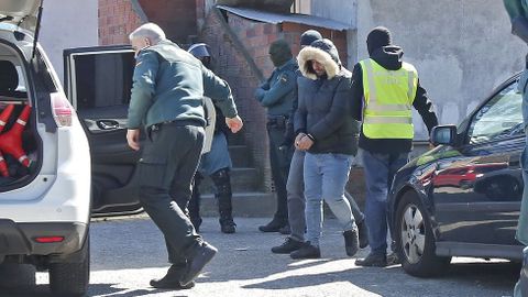 Operacin antidroga de la Guardia Civil en el poblado del Vao