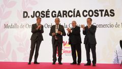 Garc�a Costas recibi� la Medalla de Oro de la Orden de la C�mara de Comercio de Espa�a.