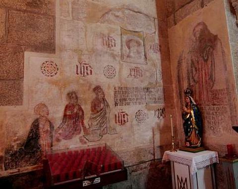 El templo alberga valios�simas pinturas de los siglos XV y XVI