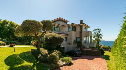 Casa a la venta en la calle Antonio Cominges, en Oia, por 2,3 millones de euros