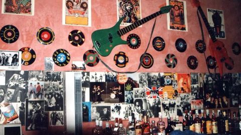 Aspecto de la barra de La Caverna