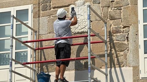 Toma de muestras para avalar la antig�edad de la presencia del escudo