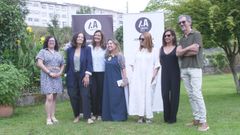 Fabiola Barreiro (en representacin de la galera Trinta), Nuria Pereira (Marisa Marimn), Luisa Pita (galera homnima), Nuria Blanco (Moret Art), Chus Villar (Nords), Lucia C. Surez (Dupla) y Javier Blanco (Metro), ayer en la presentacin de Aberto.