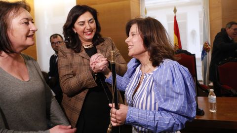 <span lang= gl >Maria Gueimunde, coa mindoniense Elena Candia,  rematar o pleno no que se debateu a mocin de censura</span>