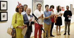 Búa recogió ayer el primer premio del Certame de Artes Plásticas de la Deputación de Ourense. 
