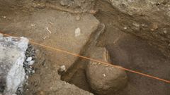 Aparecen restos humanos en la zanja de una calle de A Coru�a