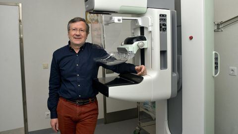 Joaquín Mosquera, jefe de la Unidad de Mama del Complexo Hospitalario Universitario A Coruña