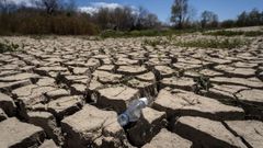 El r�o Muga, a su paso por Peraleda (Girona), completamente seco