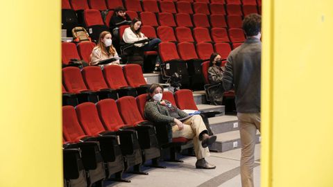 Primer da sin mascarillas obligatorias en el campus universitario de Ourense