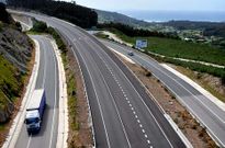 Caneli�as solo dispone en la actualidad acceso terrestre a trav�s de carretera.