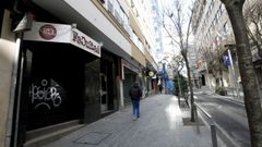 La discoteca La Facultad est� ubicada en la calle Alfredo Bra�as de Santiago