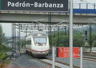 La escasa frecuencia de paso de trenes es uno de los motivos de queja de potenciales usuarios. 
