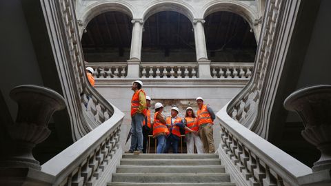 Visita a las obras de rehabilitacin de la Casa Consistorial de Pontevedra