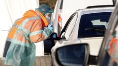 El cribado a la poblaci�n de A Illa de Arousa se realiz� el viernes y el s�bado en el p�rking de O Bao