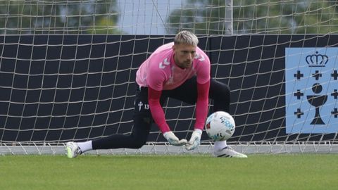 Andrei Radu est de vuelta tras haberse perdido por lesin el duelo de Europa League ante el Dinamo de Zagreb.
