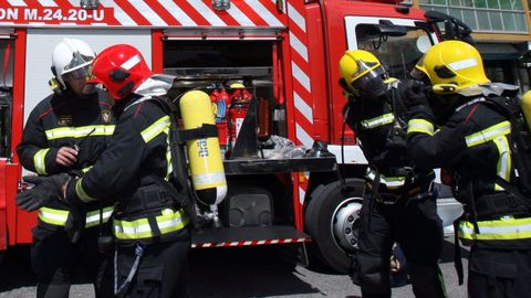 Foto de archivo de una intervenci�n de los bomberos de Barreiros