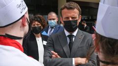 Macron, durante su visita a una escuela de hosteler�a en Drome
