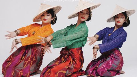 Pasacat Philippine Performing Arts Company, de Filipinas, lleva m�s de medio siglo como referencia internacional en la conservaci�n y difusi�n de la danza y la m�sica tradicional de este archipi�lago asi�tico