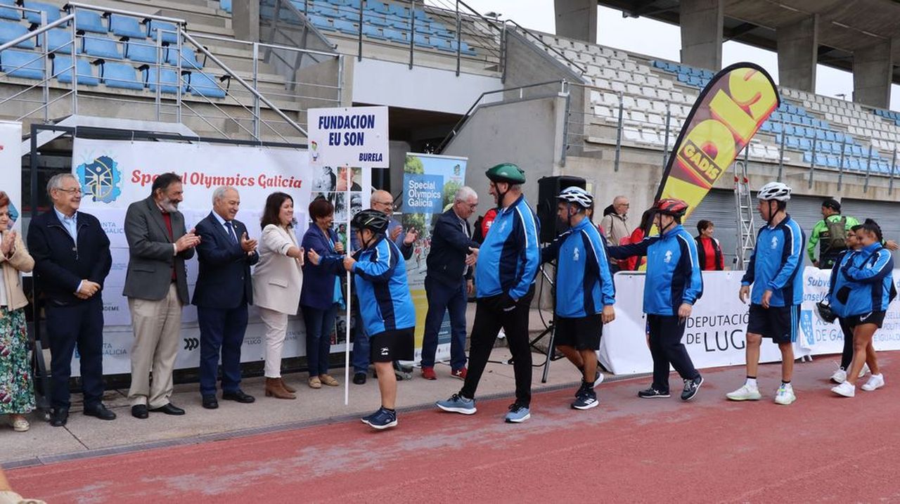 Empieza en Monforte la marcha ciclista de Special Olympics Galicia