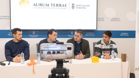 Momento de la presentaci�n de la nueva liga de obst�culos