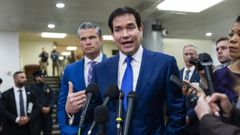 El secretario de Estado de Estados Unidos, Marco Rubio, junto al secretario de Defensa, Pete Hegseth, este mi�rcoles en una declaraci�n a la prensa en el Capitolio.